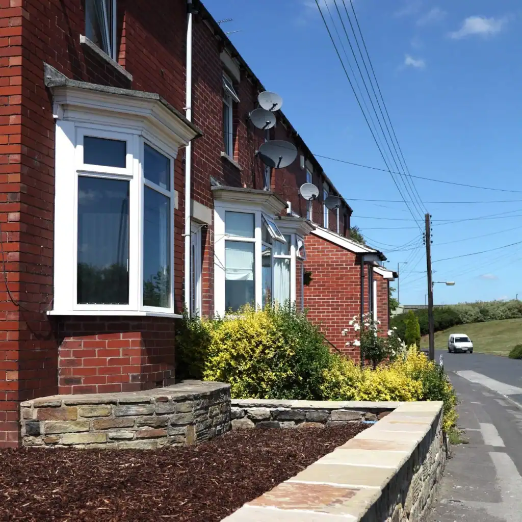 Can a Neighbour Remove Survey Stakes? 3 Min Critical Guide to Avoid Legal Issues 2 Faulkner Party Wall Surveyors Camberley : Can My Neighbour Remove Survey Skates